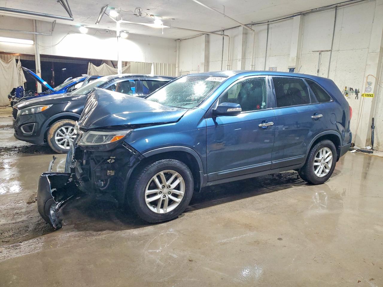 2014 KIA SORENTO LX | 5XYKT3A64EG459876 | UPCARS