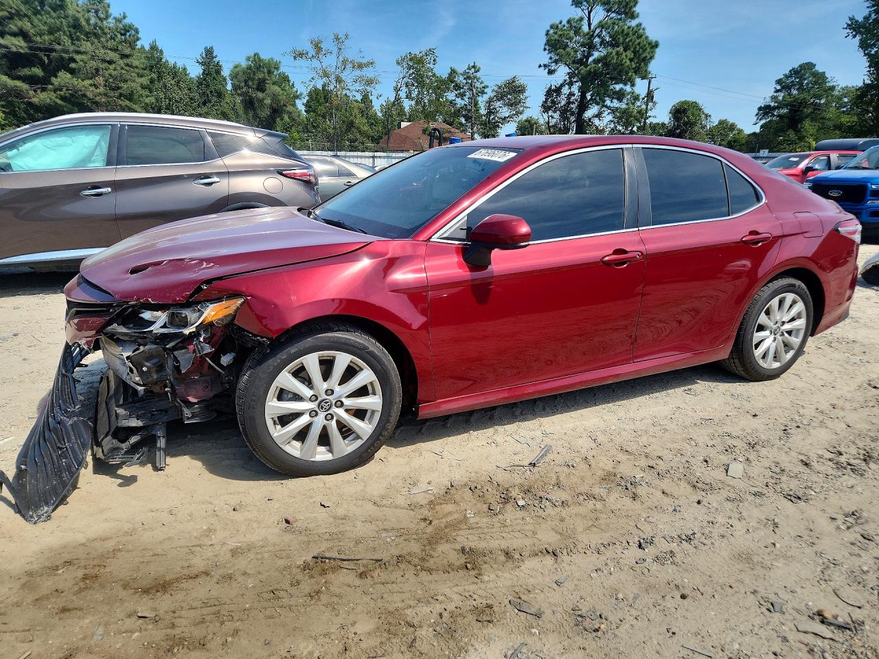 2018 TOYOTA CAMRY LE | 4T1B11HK8JU667180 | UPCARS