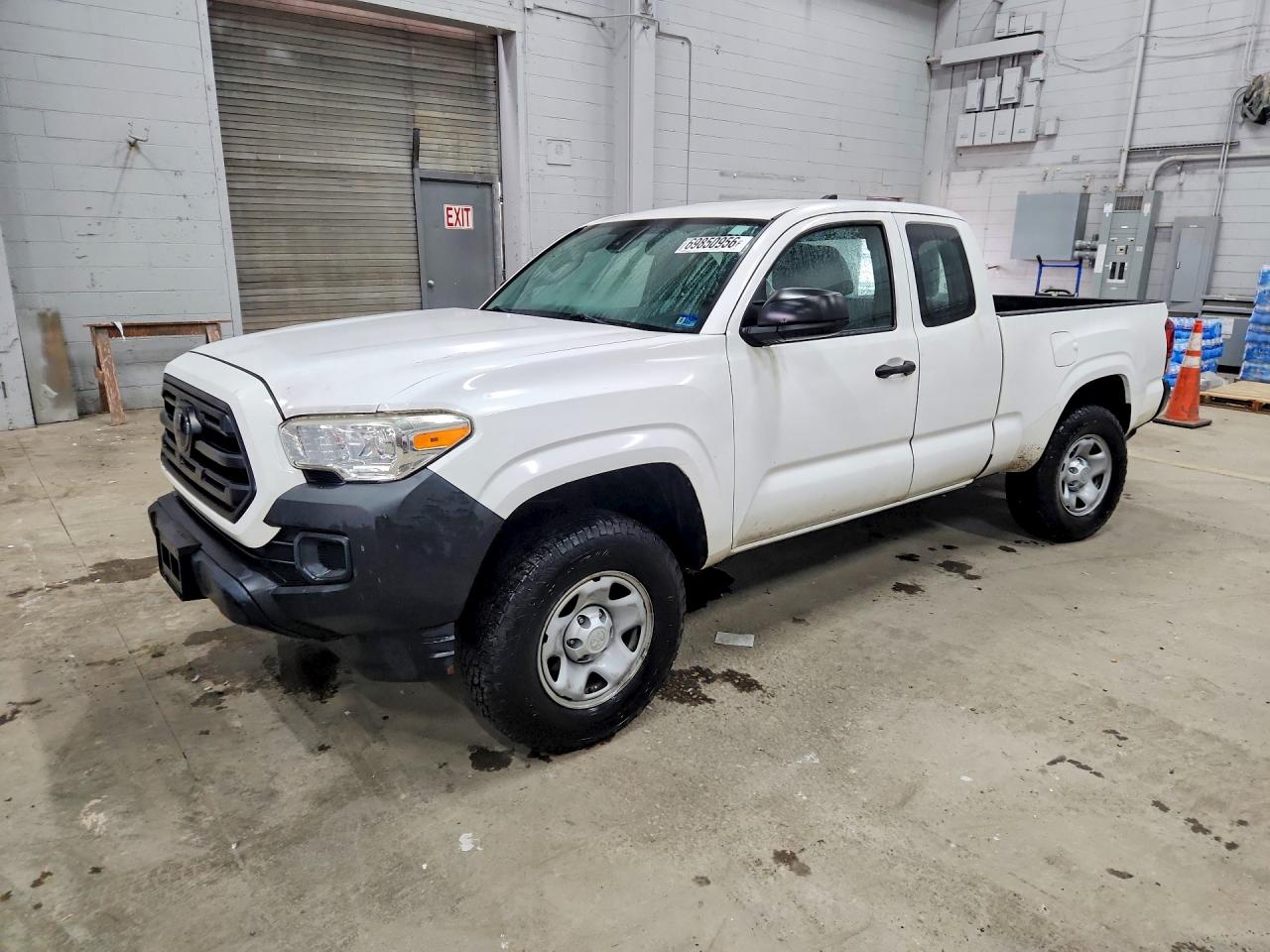 2018 TOYOTA TACOMA SR | 5TFRX5GN7JX124146 | UPCARS
