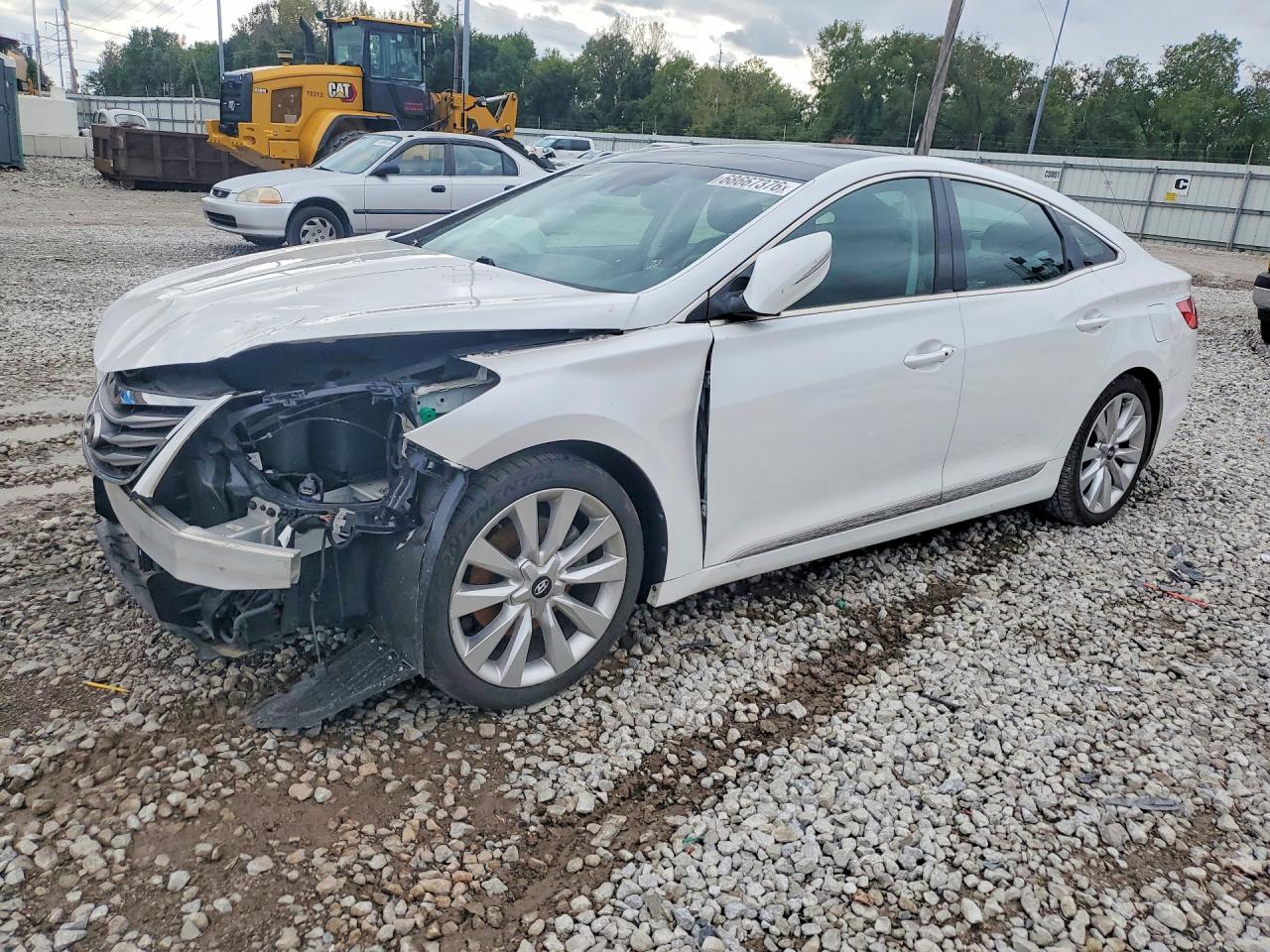 2016 HYUNDAI AZERA LIMITED | KMHFH4JG0GA559750 | UPCARS