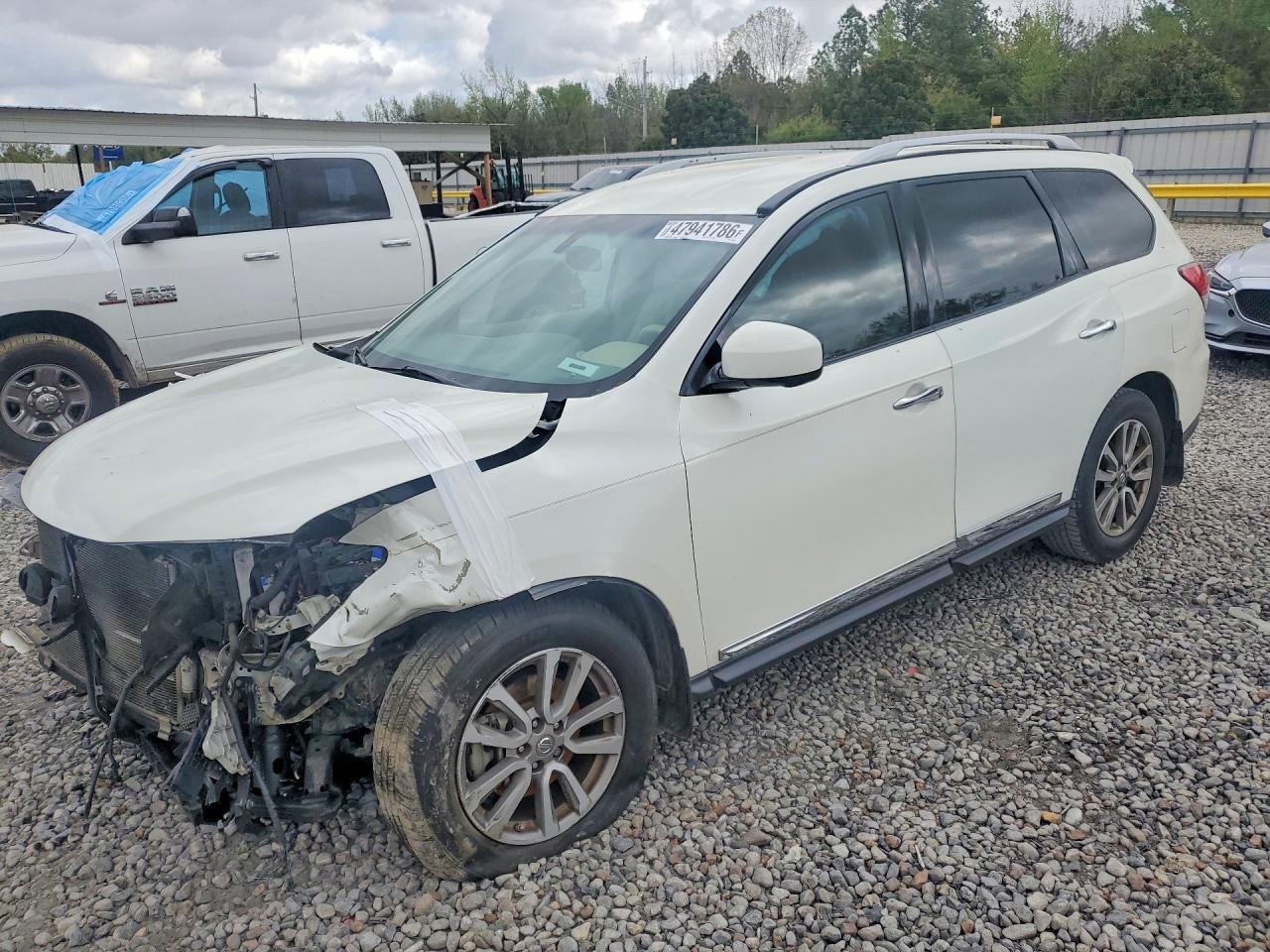 2015 NISSAN PATHFINDER SL | 5N1AR2MN1FC716615 | UPCARS