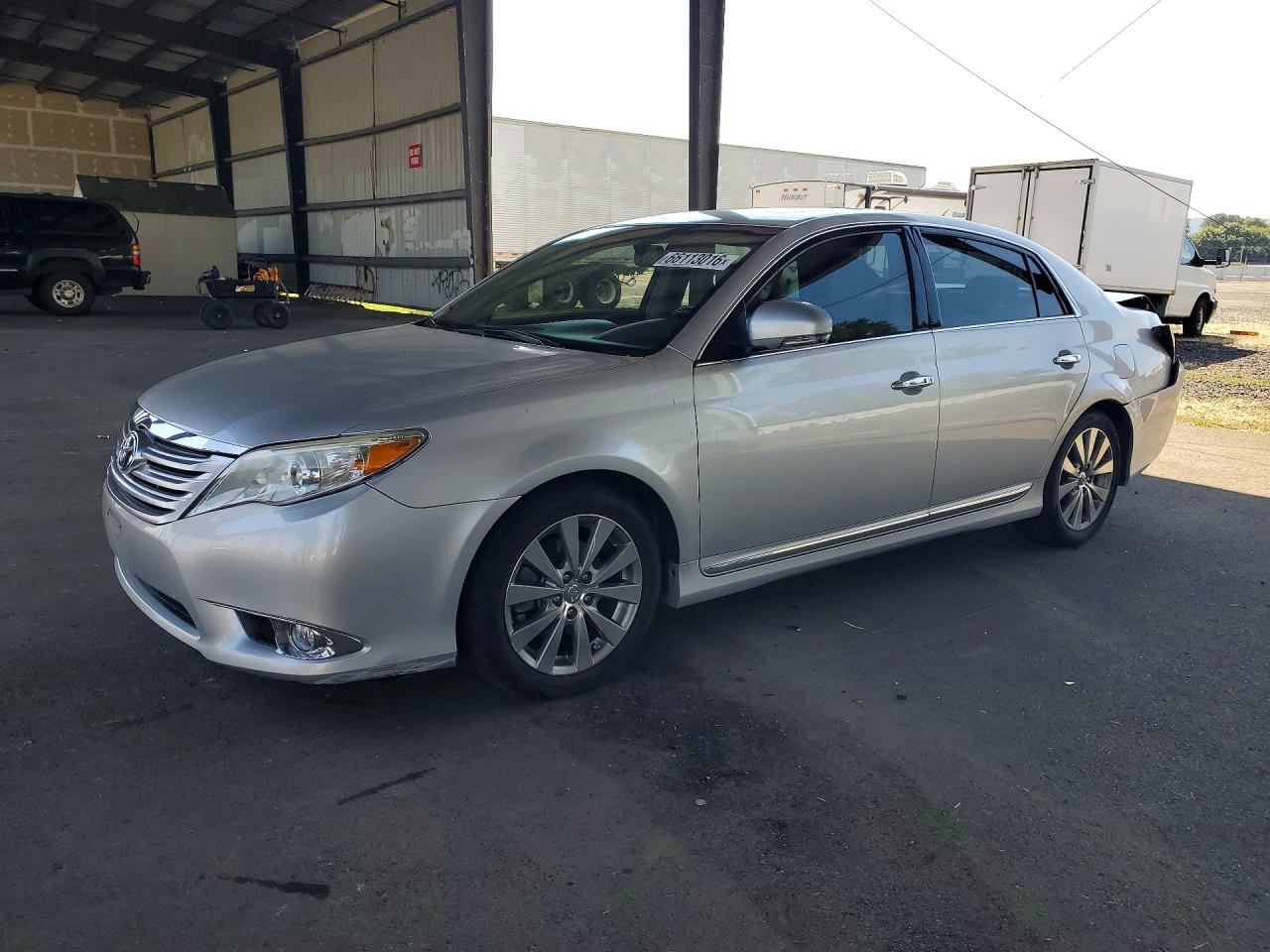 2011 TOYOTA AVALON LIMITED | 4T1BK3DB7BU381983 | UPCARS