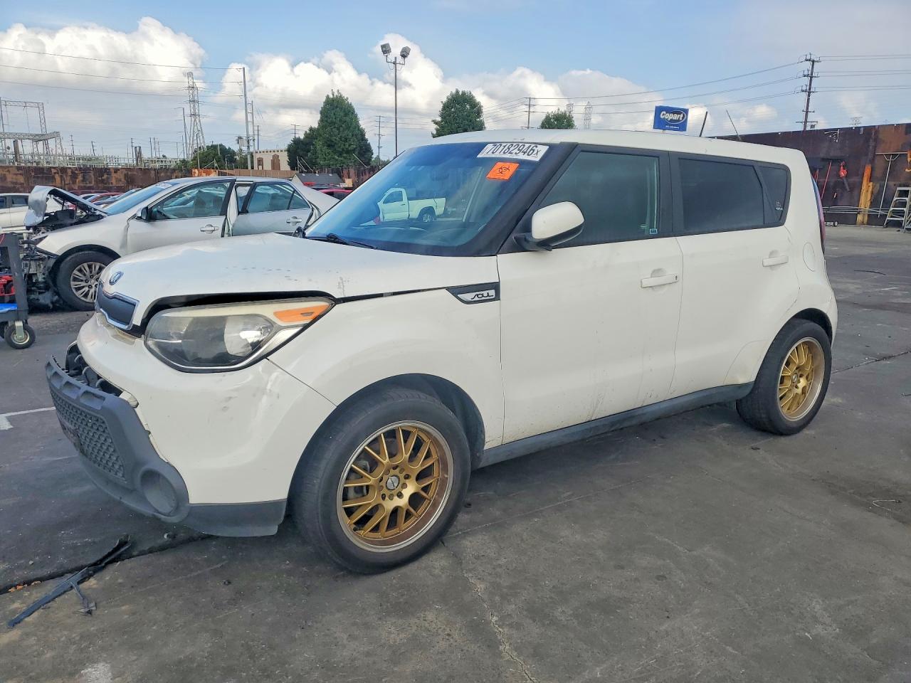 2015 KIA SOUL BASE | KNDJN2A20F7180176 | UPCARS