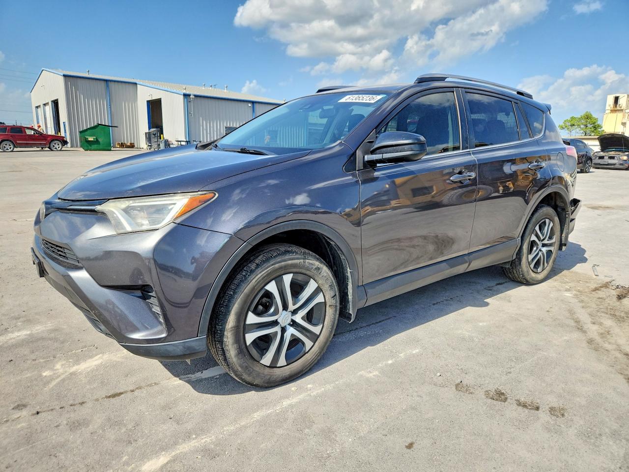 2018 TOYOTA RAV4 LE | JTMZFREV7JJ204787 | UPCARS