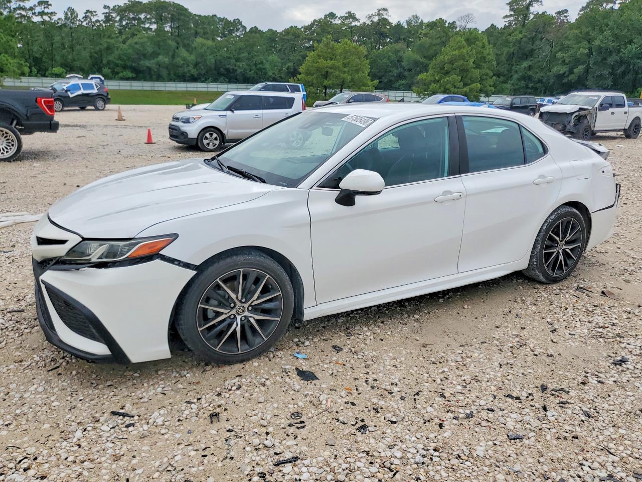 2022 TOYOTA CAMRY SE | 4T1G11AKXNU620352 | UPCARS
