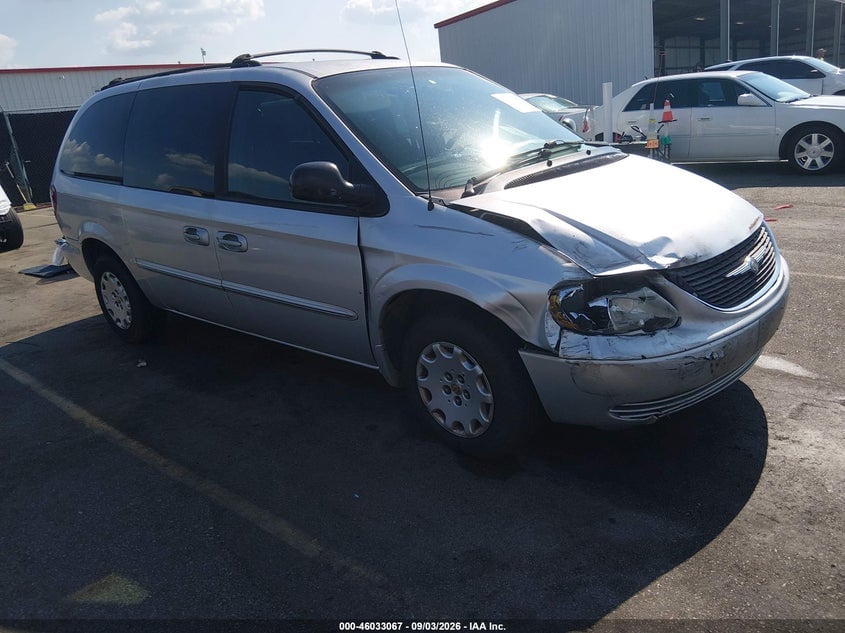 2002 CHRYSLER TOWN & COUNTRY LX | 2C4GP44382R755265 | UPCARS
