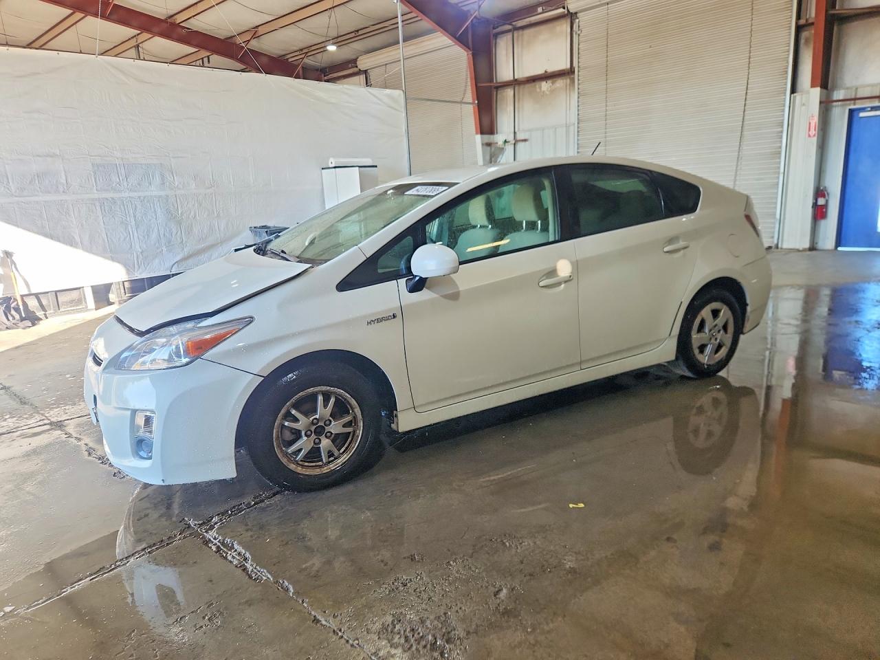 2011 TOYOTA PRIUS TWO | JTDKN3DU5B0268893 | UPCARS