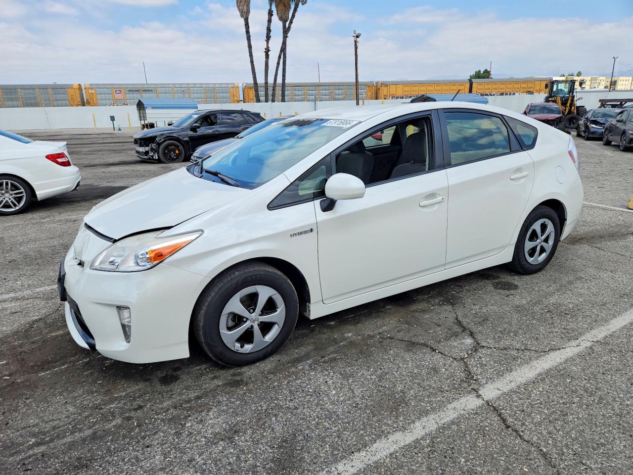 2013 TOYOTA PRIUS THREE | JTDKN3DU5D0345524 | UPCARS