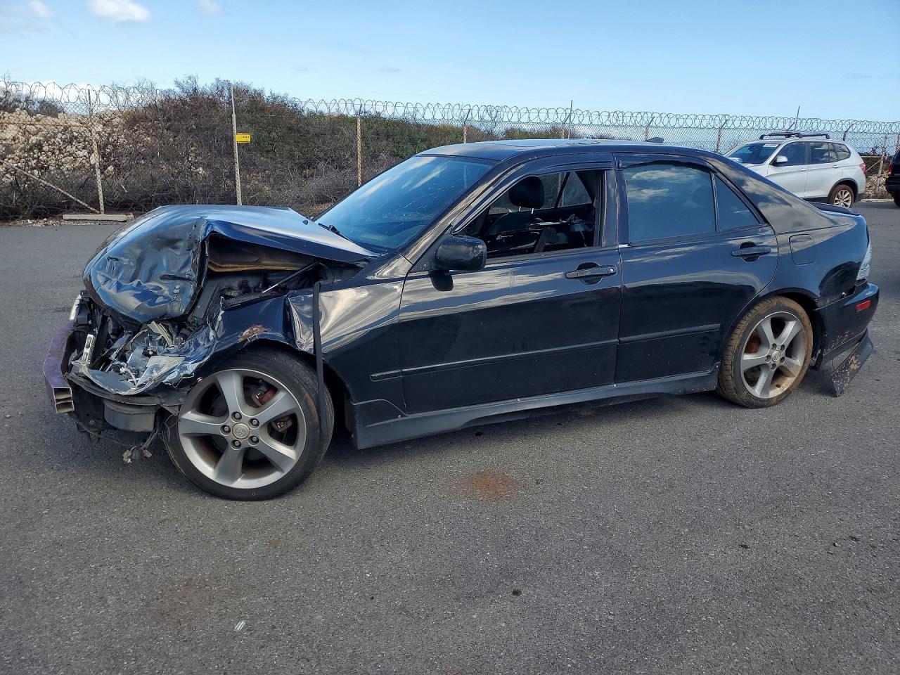 2001 LEXUS IS BASE | JTHBD182410011365 | UPCARS