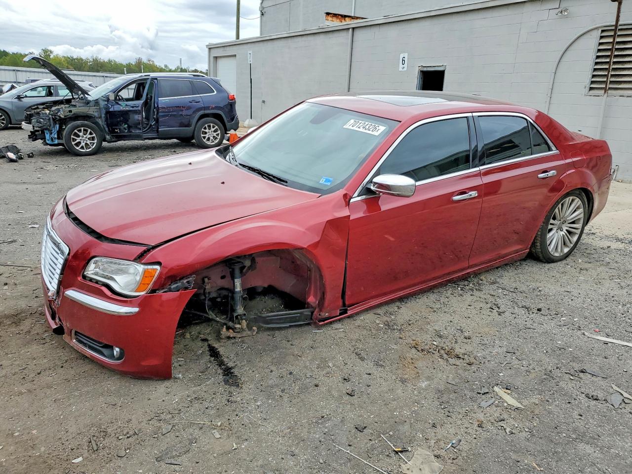 2014 CHRYSLER 300 | 2C3CCAET8EH104708 | UPCARS
