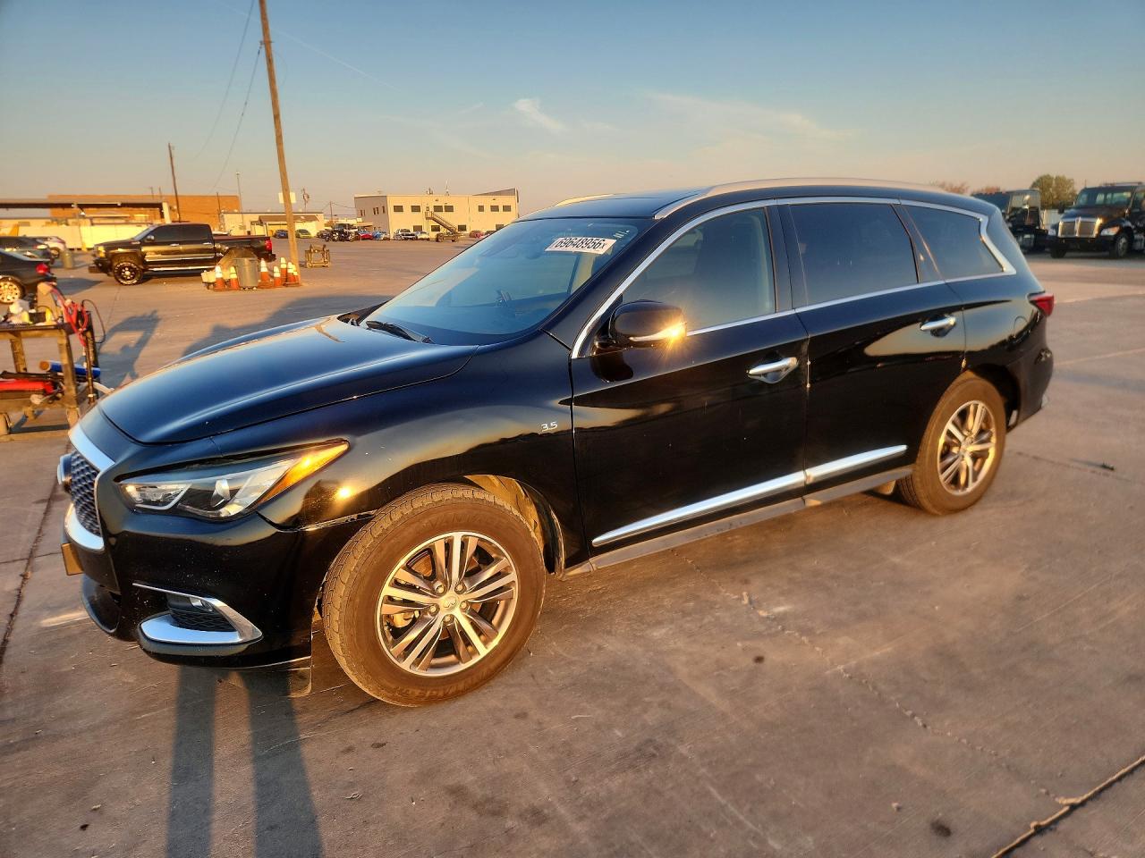 2019 INFINITI QX60 LUXE | 5N1DL0MNXKC503160 | UPCARS