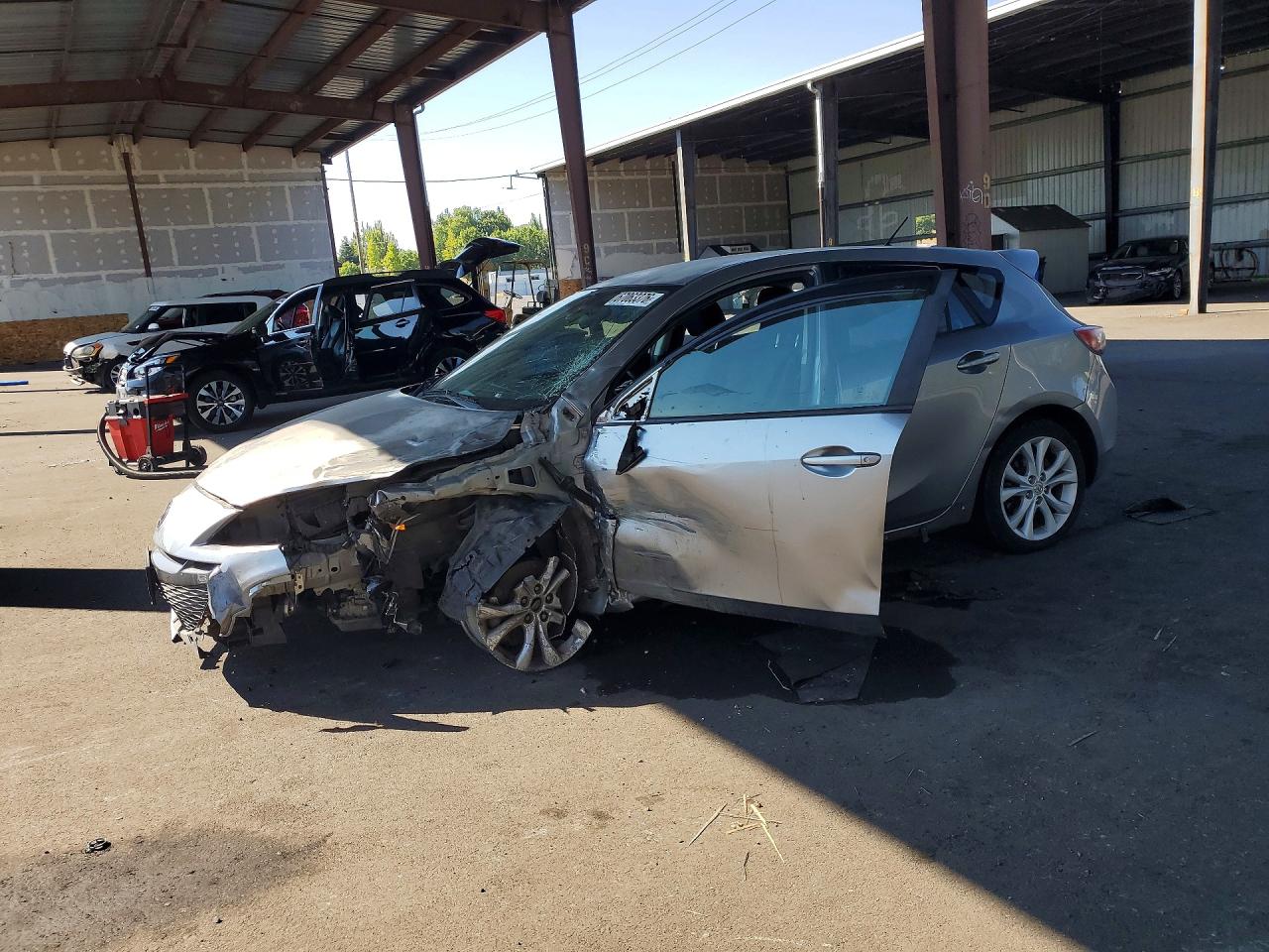 2011 MAZDA MAZDA3 S | JM1BL1K53B1472141 | UPCARS