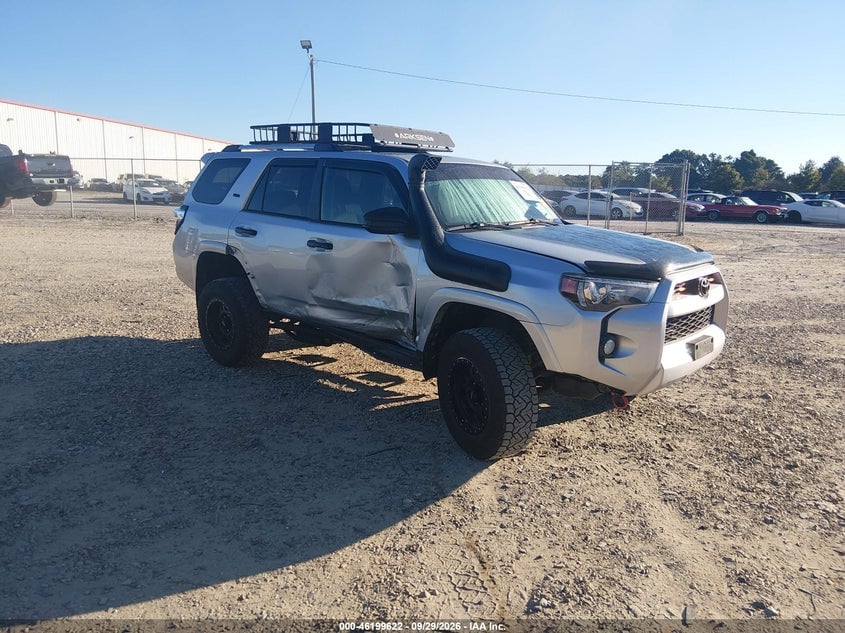 2018 TOYOTA 4RUNNER SR5 | JTEBU5JR6J5576926 | UPCARS