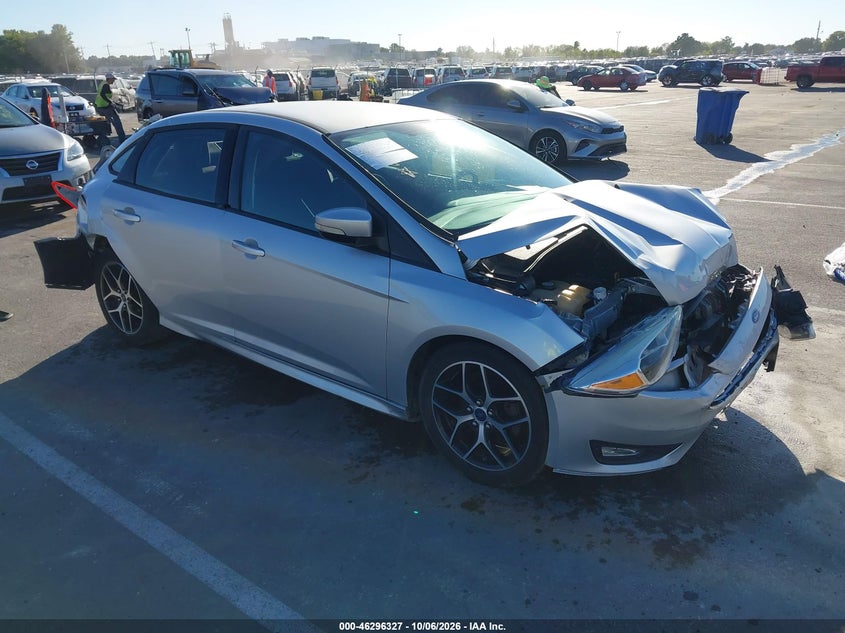 2015 FORD FOCU SE | 1FADP3F26FL363634 | UPCARS