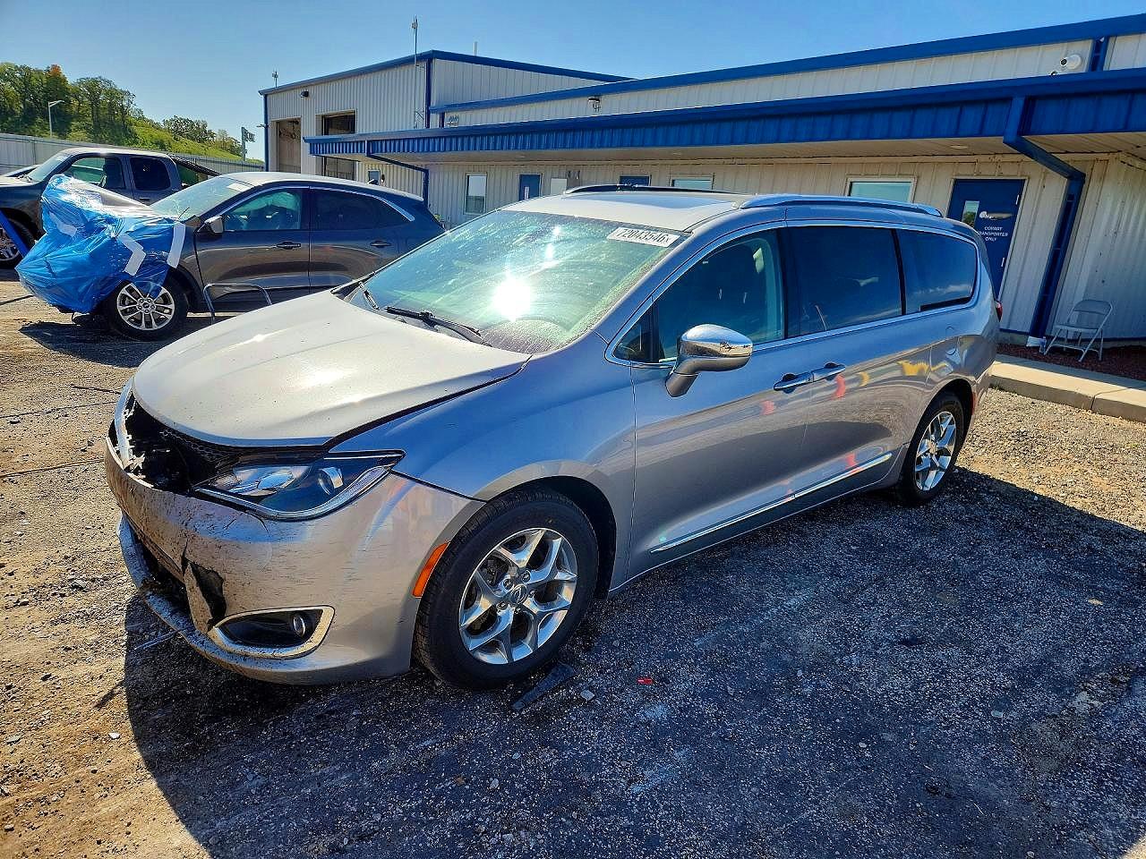 2018 CHRYSLER PACIFICA LIMITED | 2C4RC1GG7JR251788 | UPCARS