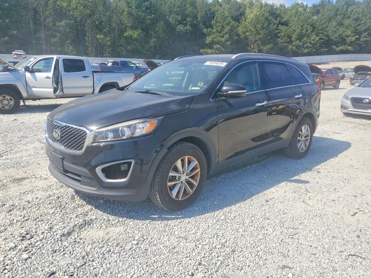 2016 KIA SORENTO LX | 5XYPG4A37GG187154 | UPCARS