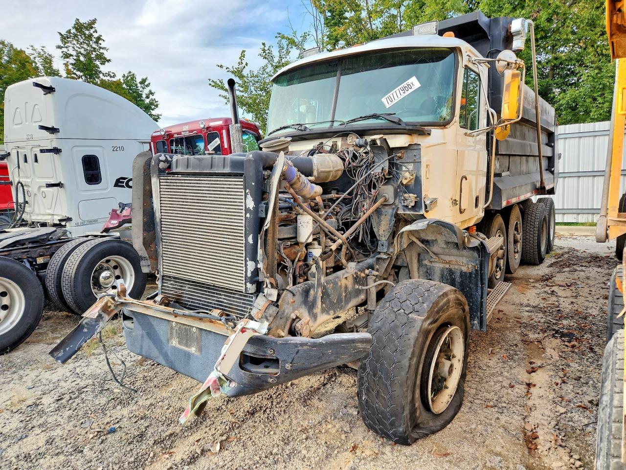 1995 MACK ALL OTHER DUMP TRUCK | 1M2AD09C4SW003047 | UPCARS