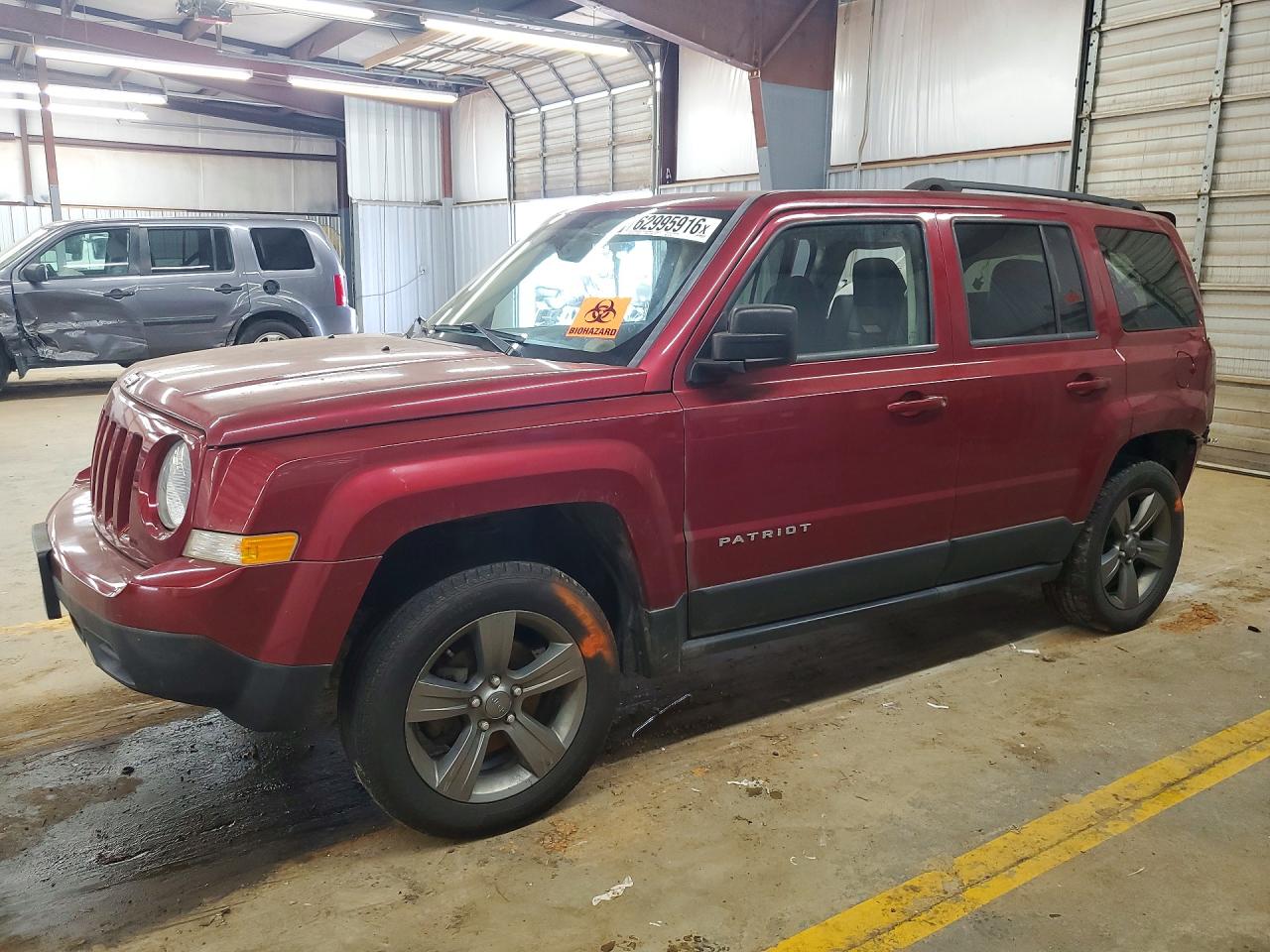 2015 JEEP PATRIOT LATITUDE | 1C4NJRFB7FD215733 | UPCARS