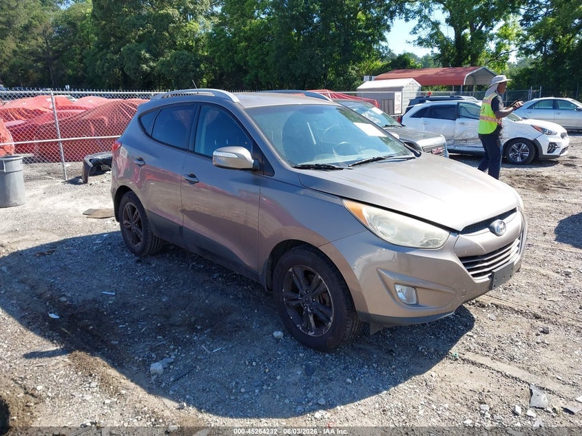 2013 HYUNDAI TUCSON GLS | KM8JU3AC5DU683682 | UPCARS
