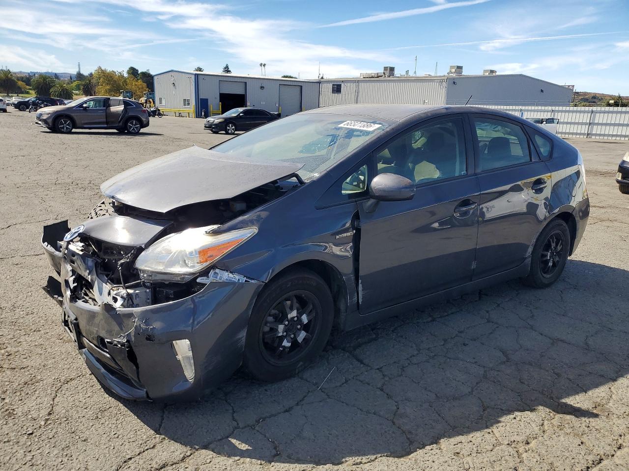 2015 TOYOTA PRIUS TWO | JTDKN3DU3F1970436 | UPCARS