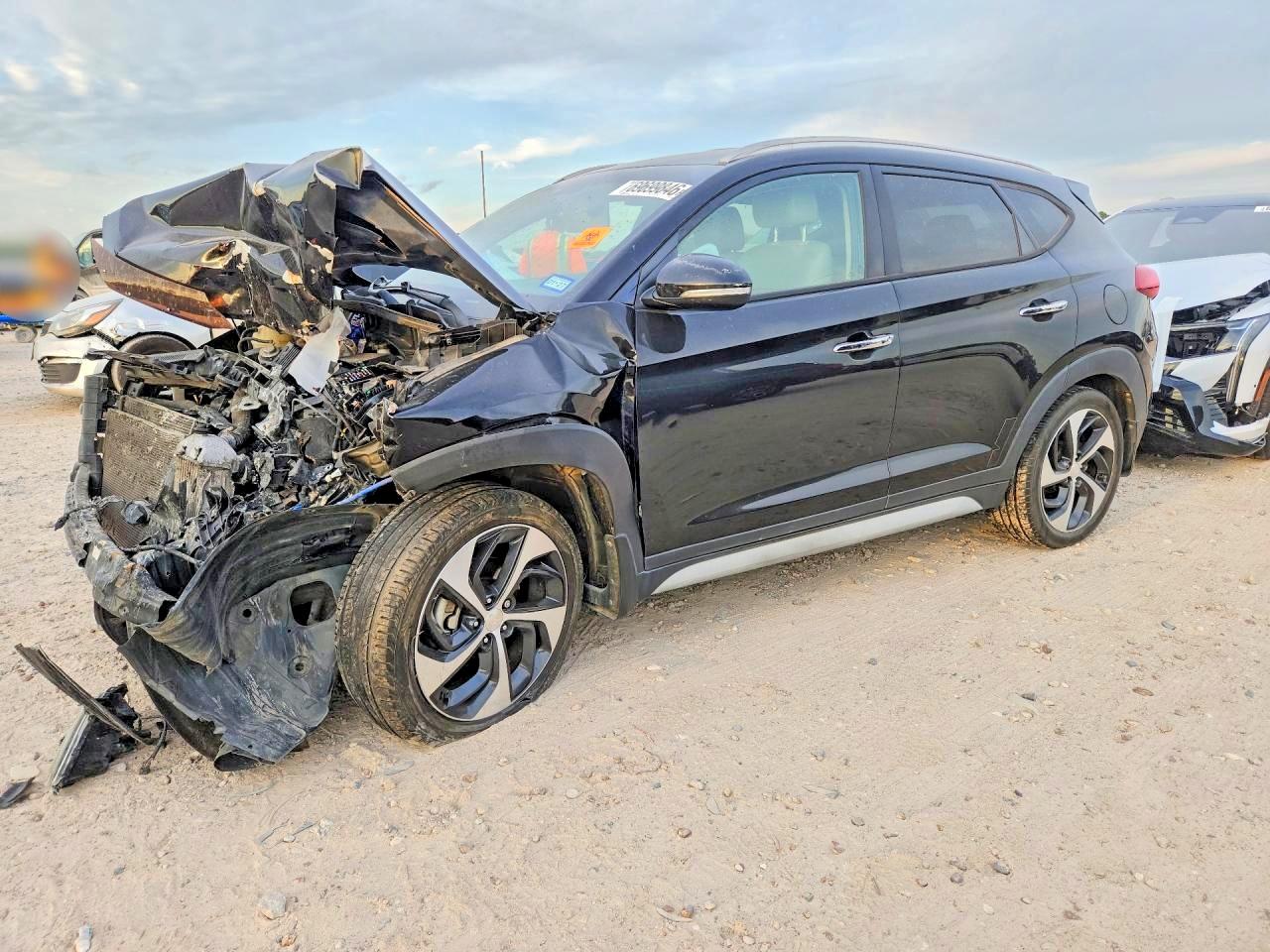 2017 HYUNDAI TUCSON LIMITED | KM8J33A28HU479393 | UPCARS
