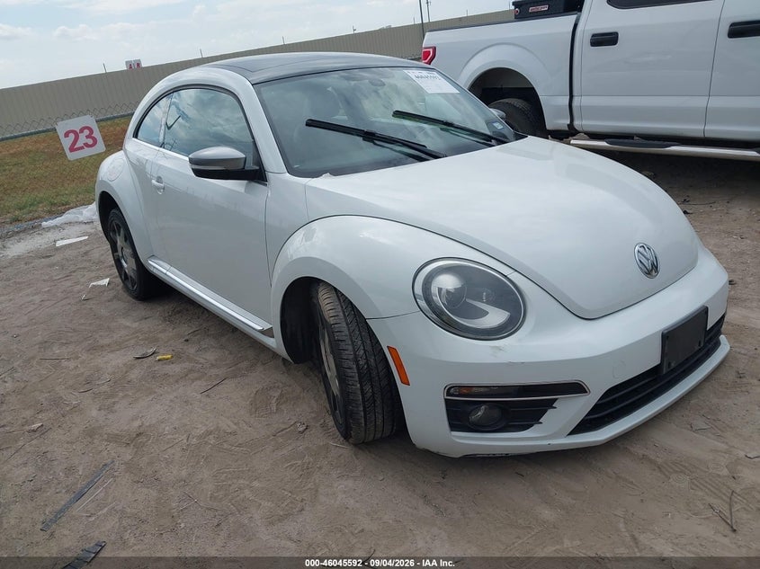 2014 VOLKSWAGEN BEETLE 2.0L TDI | 3VWJL7AT0EM656746 | UPCARS