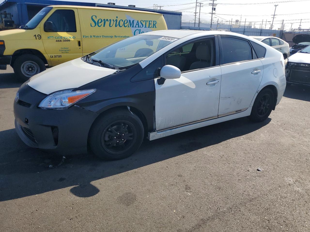 2014 TOYOTA PRIUS THREE | JTDKN3DU3E1778755 | UPCARS