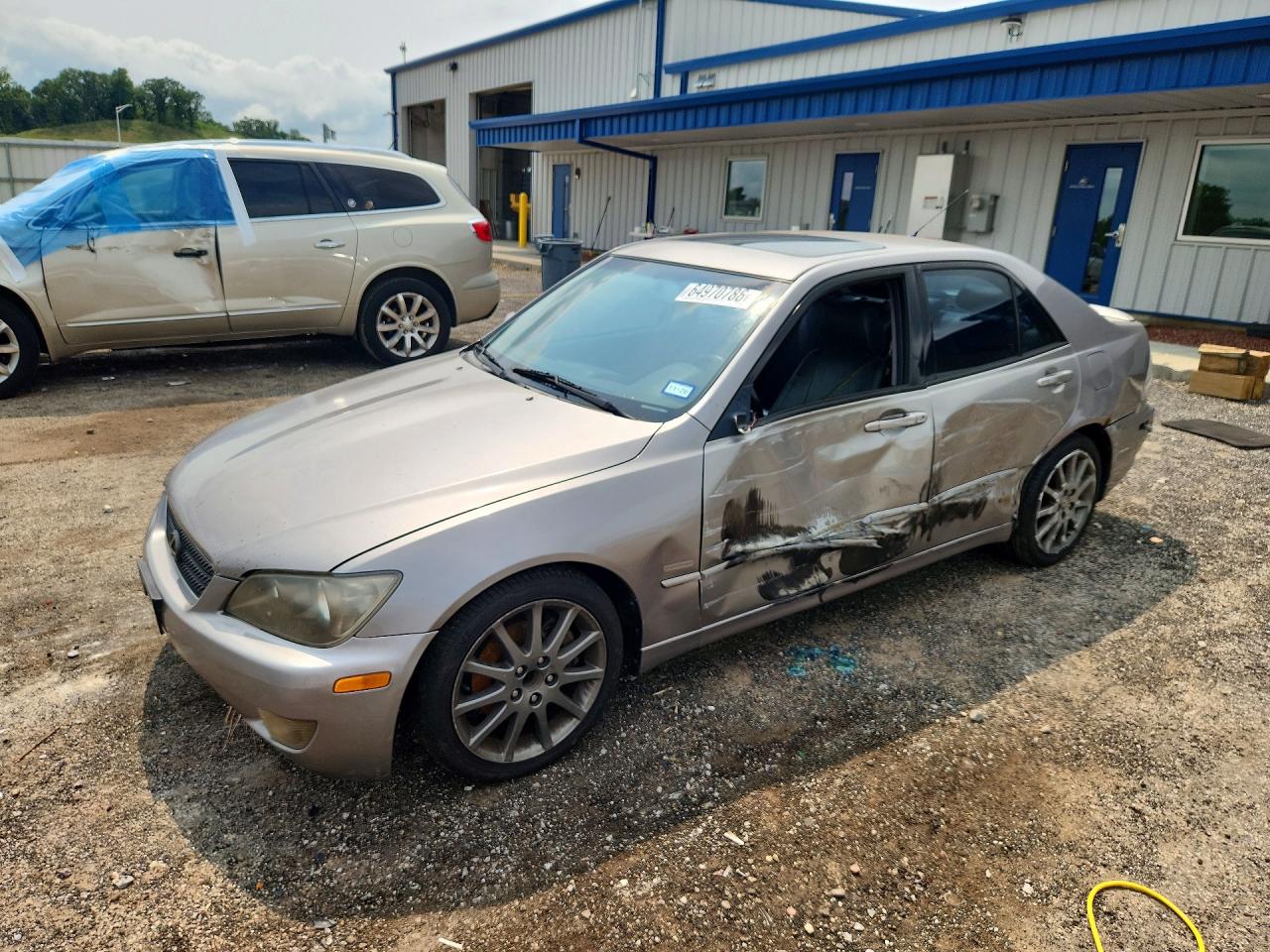2004 LEXUS IS 300 | JTHBD192340092443 | UPCARS