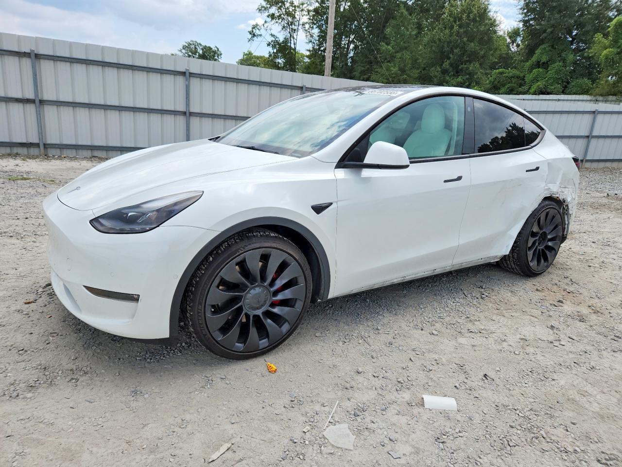 2022 TESLA MODEL Y | 7SAYGDEF7NF516404 | UPCARS
