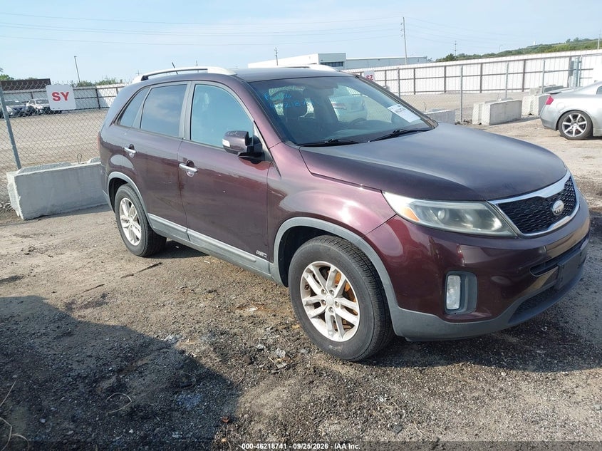 2014 KIA SORENTO LX | 5XYKTCA61EG446731 | UPCARS