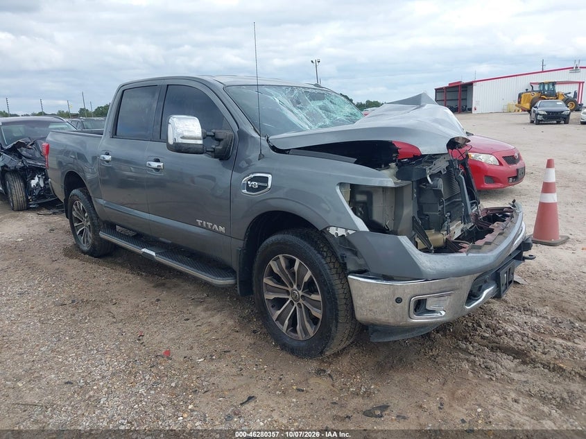 2017 NISSAN TITAN SL | 1N6AA1E52HN548427 | UPCARS