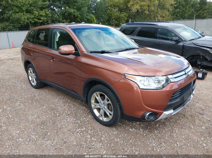 2015 MITSUBISHI OUTLANDER SE | JA4AZ3A33FZ009164 | UPCARS