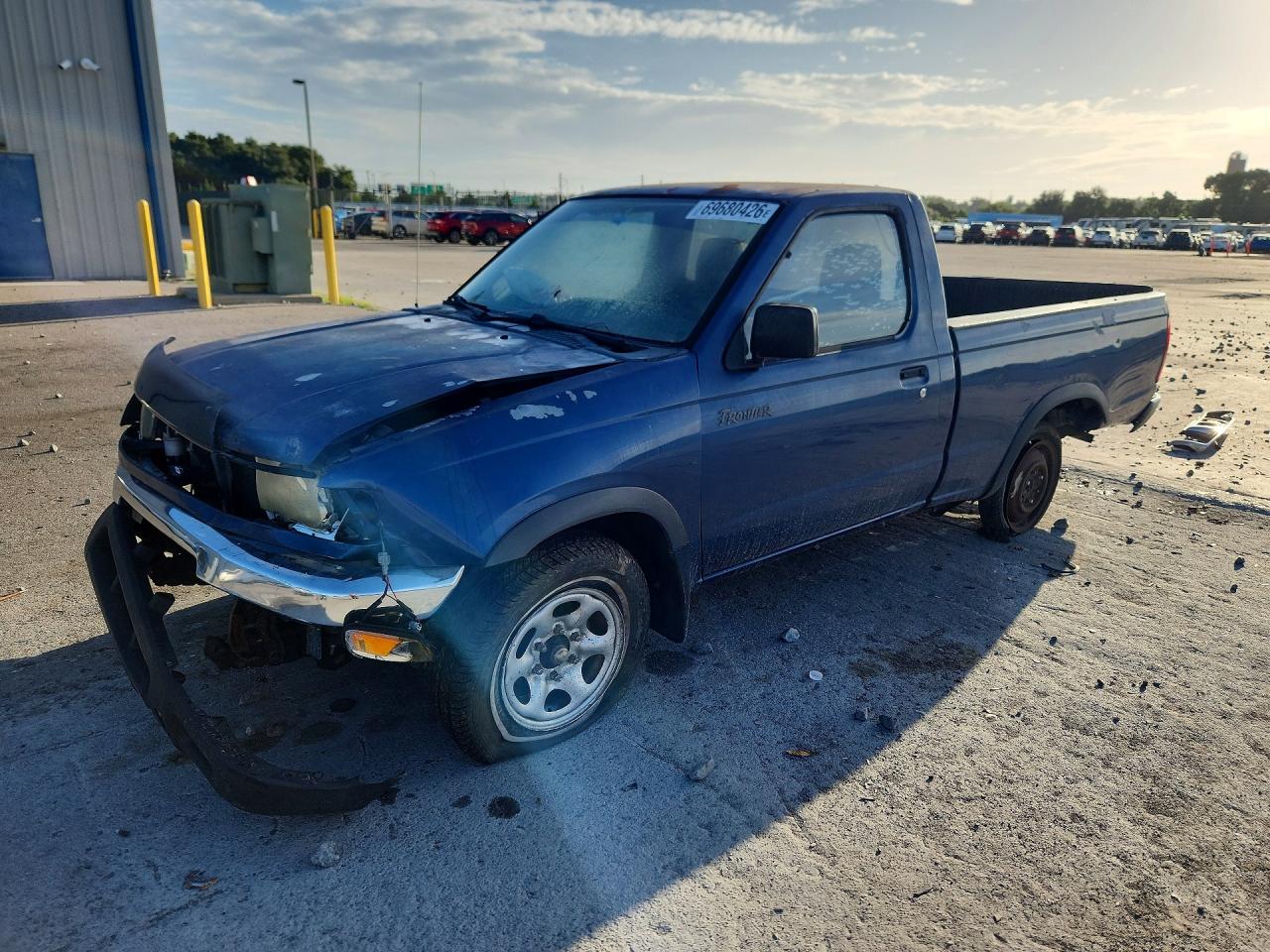 2000 NISSAN FRONTIER XE | 1N6DD21S9YC313041 | UPCARS