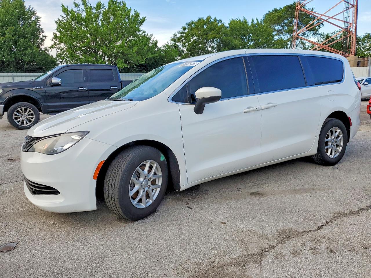 2020 CHRYSLER MINIVAN LX | 2C4RC1CG4LR131276 | UPCARS