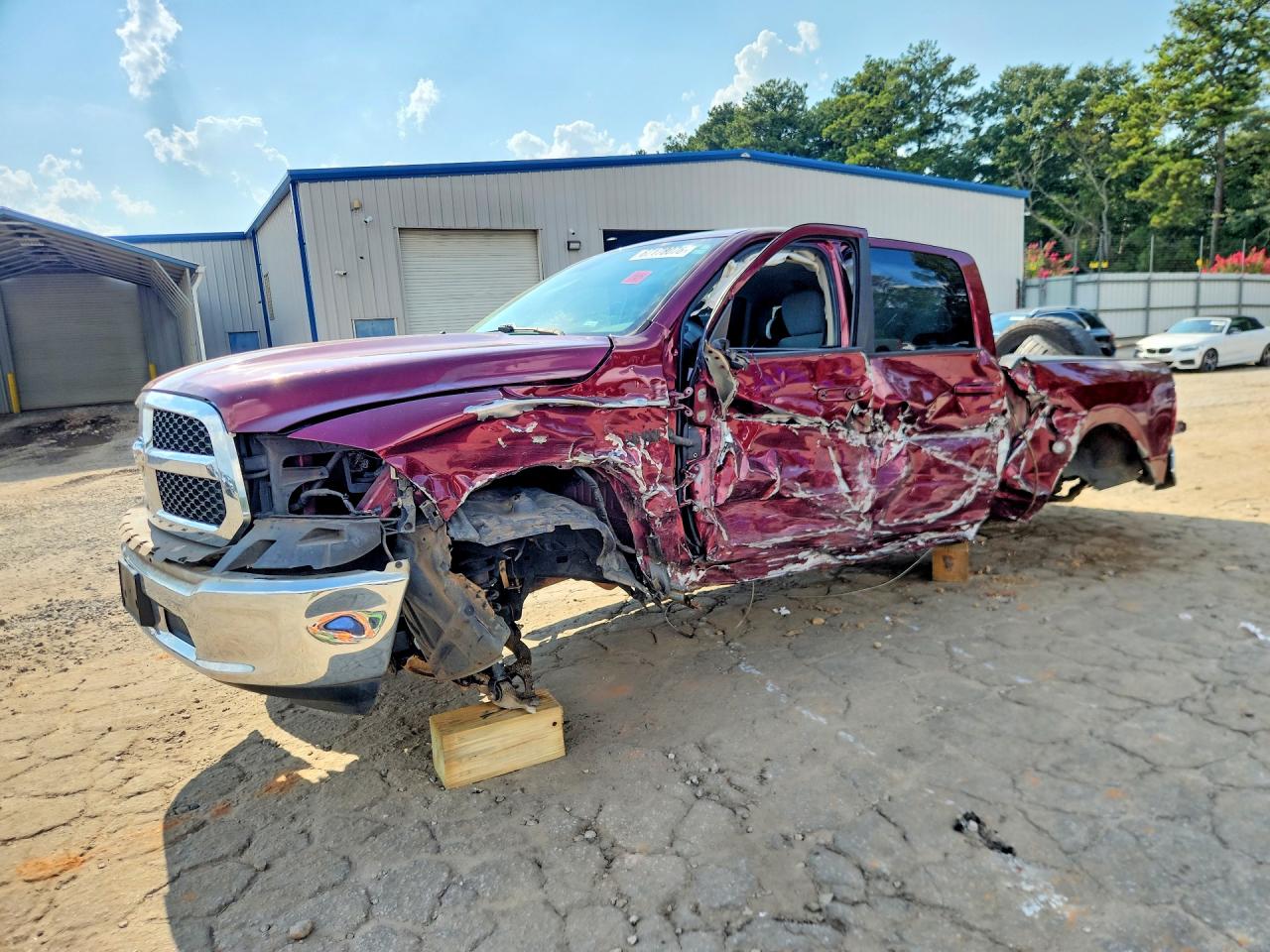 2019 RAM 1500 SLT | 1C6RR7TT3KS601784 | UPCARS
