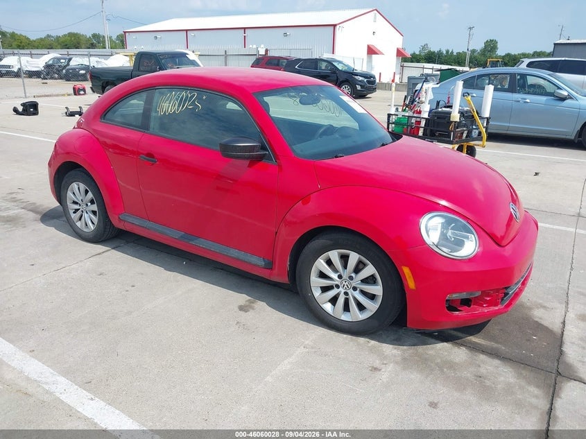 2013 VOLKSWAGEN BEETLE 2.5L/2.5L FENDER EDITION | 3VWFP7AT1DM670308 | UPCARS