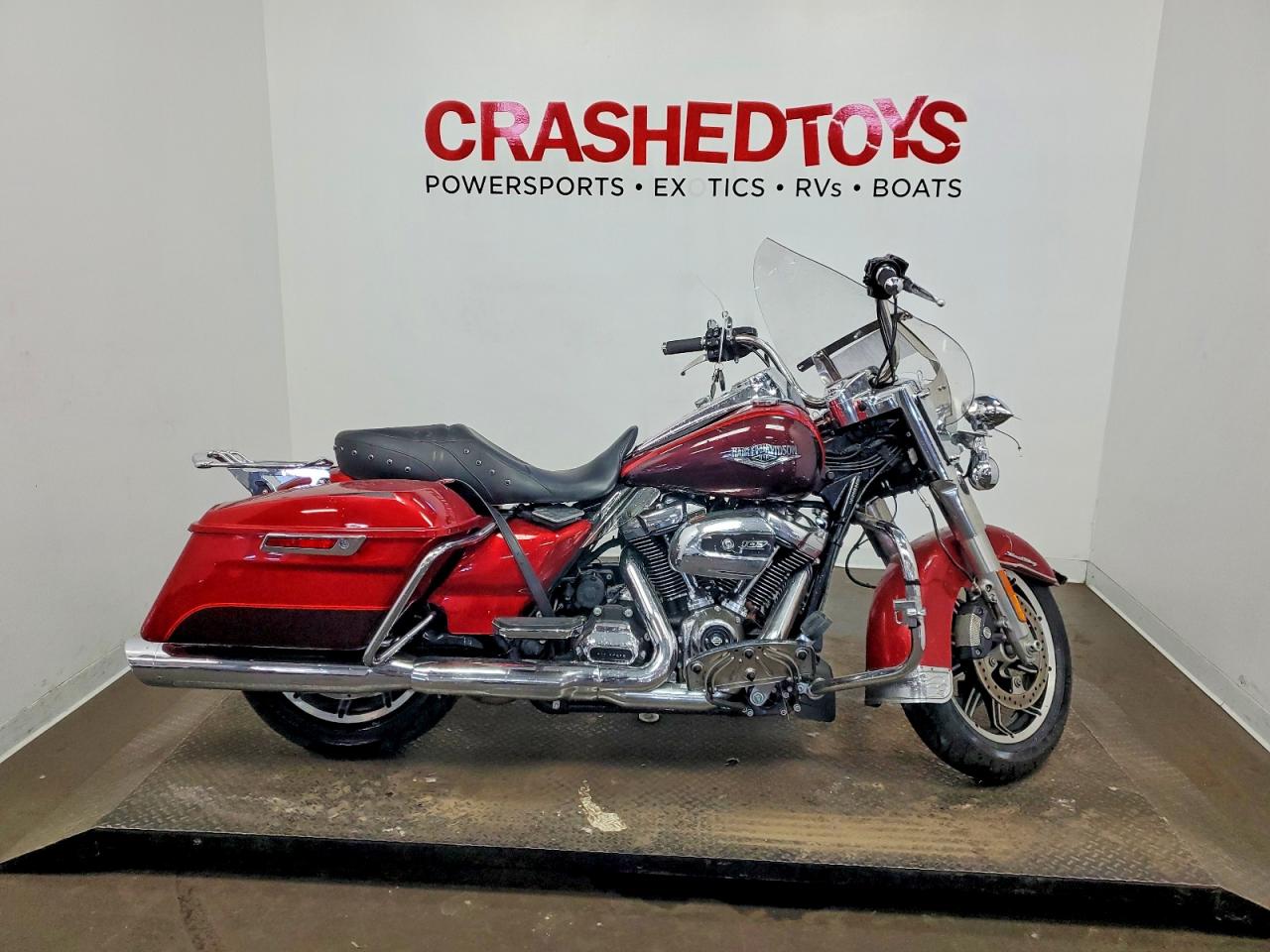2019 HARLEY-DAVIDSON FL | 1HD1FBC10KB617472 | UPCARS