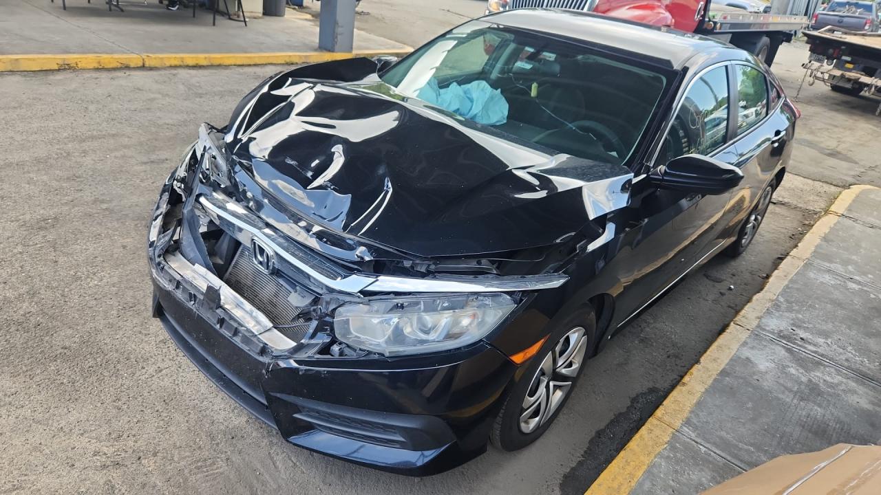 2018 HONDA CIVIC | 2HGFC2F59JH572795 | UPCARS