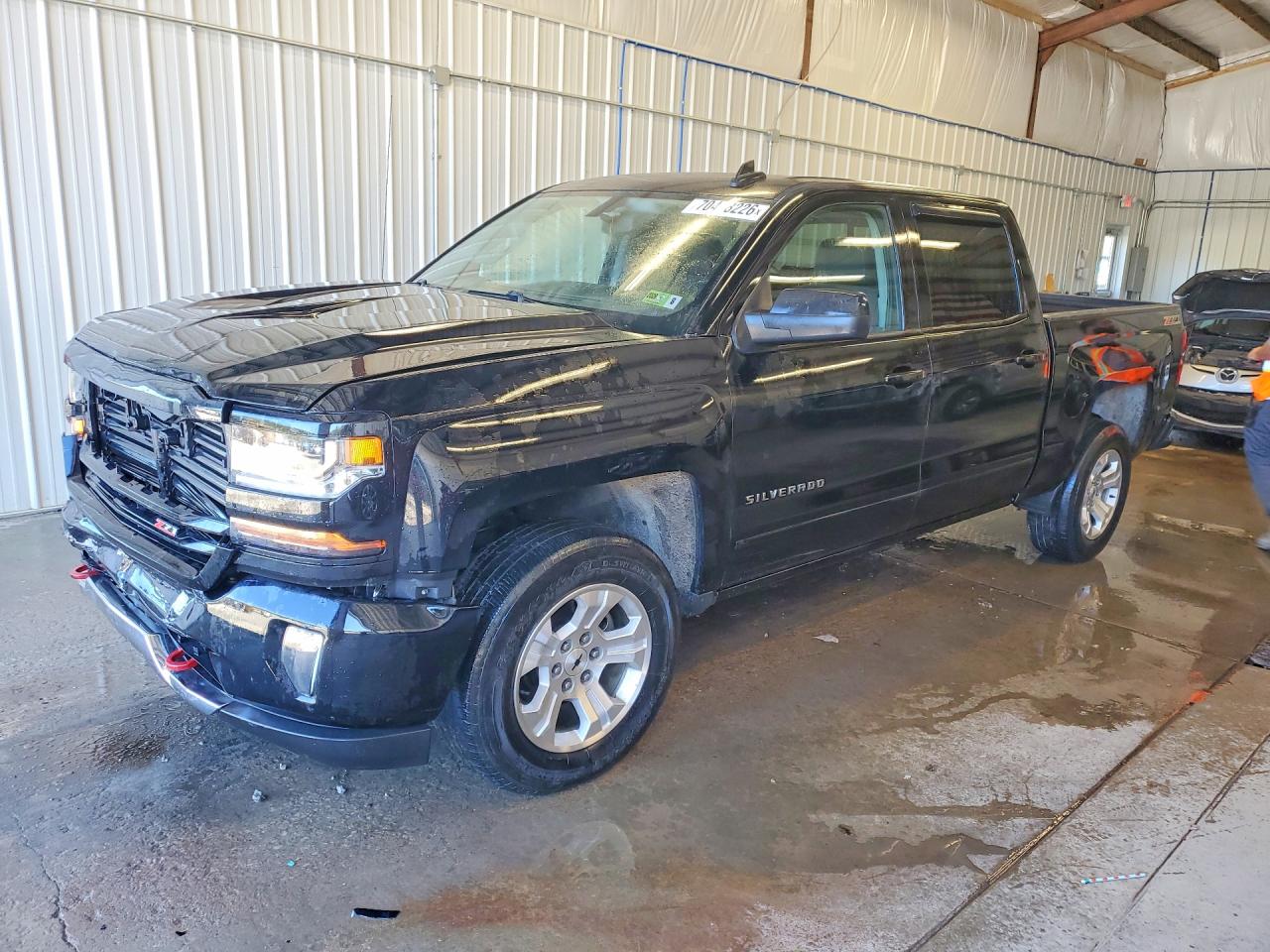 2017 CHEVROLET SILVERADO K1500 LT | 3GCUKREC4HG338592 | UPCARS