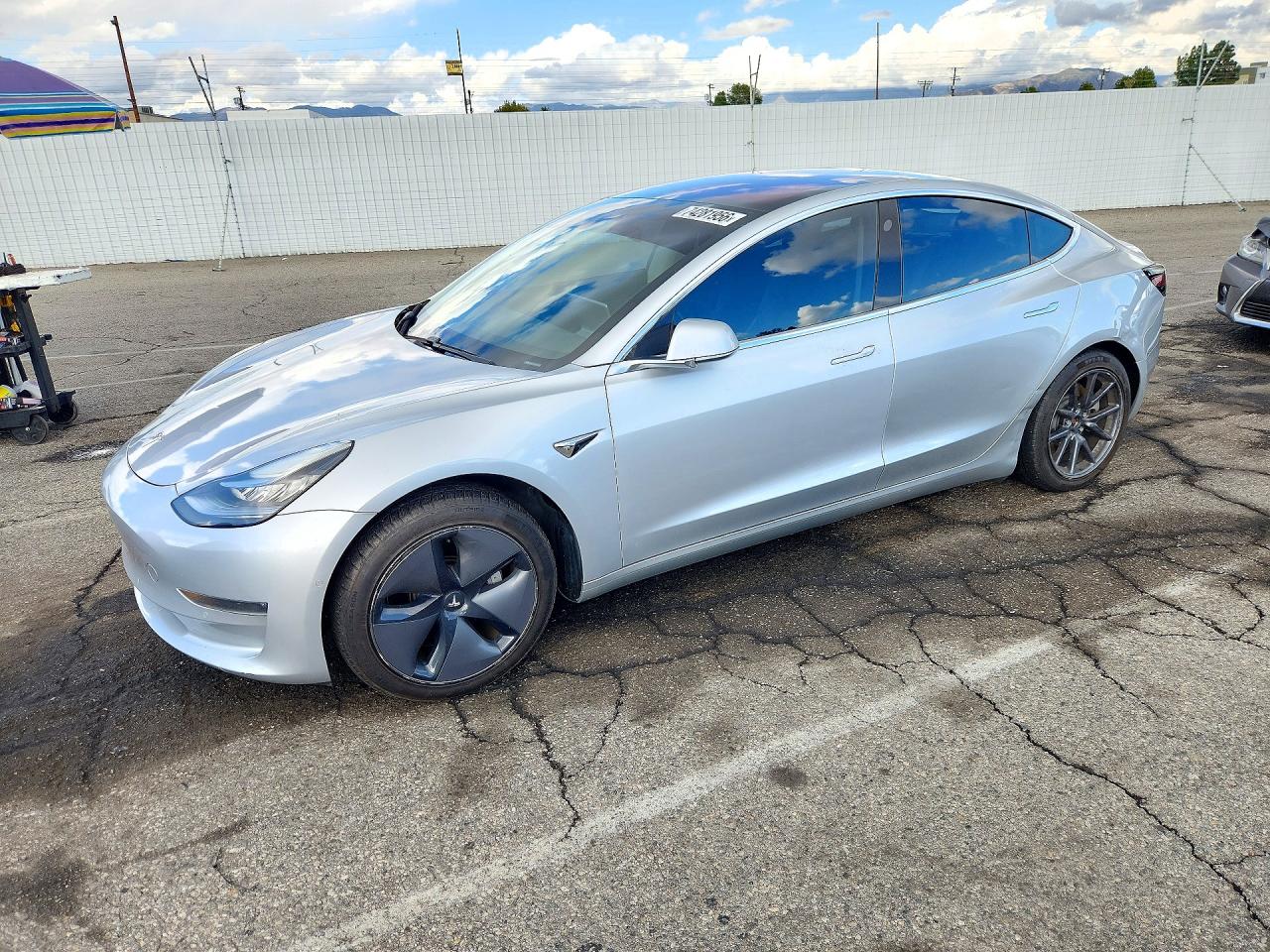2018 TESLA MODEL 3 | 5YJ3E1EA8JF037354 | UPCARS