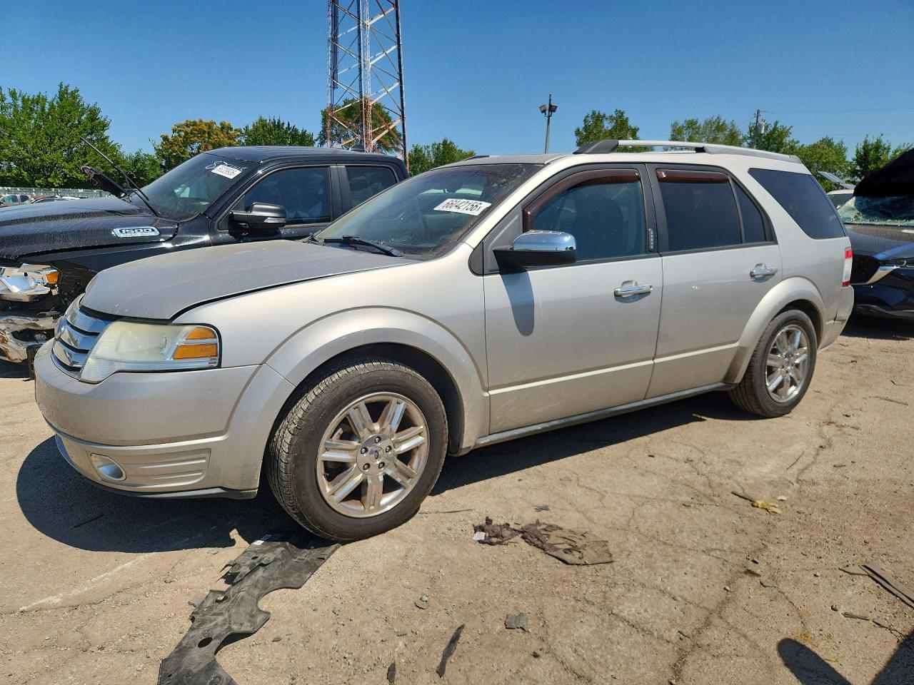 2008 FORD TAURUS LIMITED | 1FMDK03W88GA44869 | UPCARS