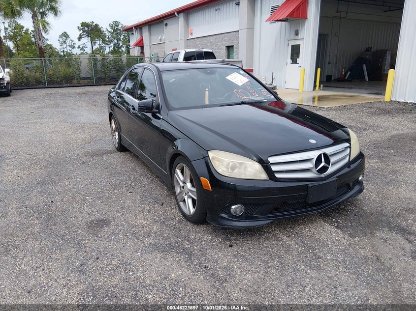 2010 MERCEDES-BENZ C 300 | WDDGF8BB3AF383527 | UPCARS