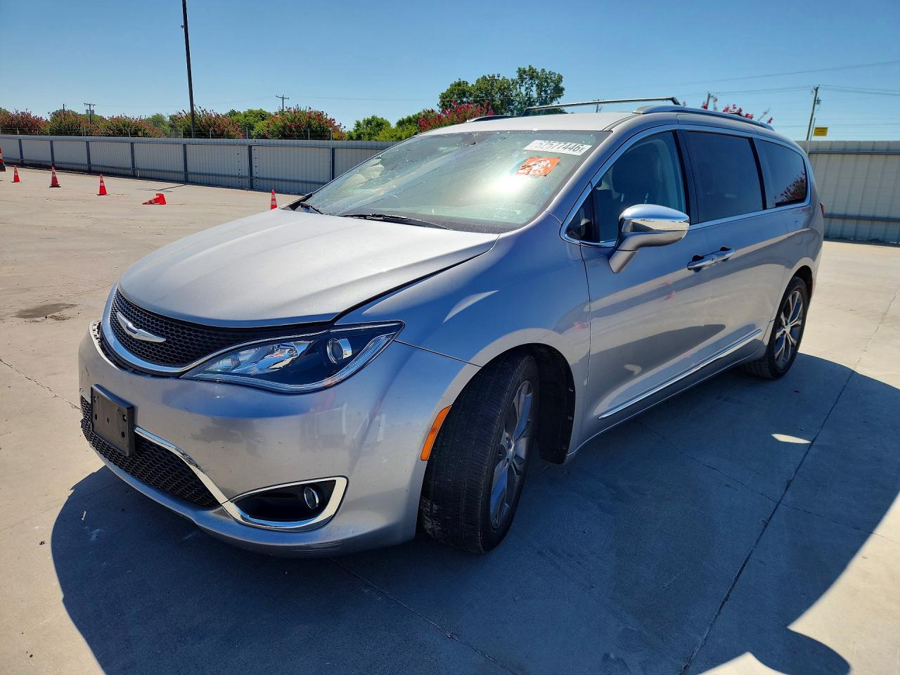 2018 CHRYSLER PACIFICA LIMITED | 2C4RC1GG3JR245891 | UPCARS