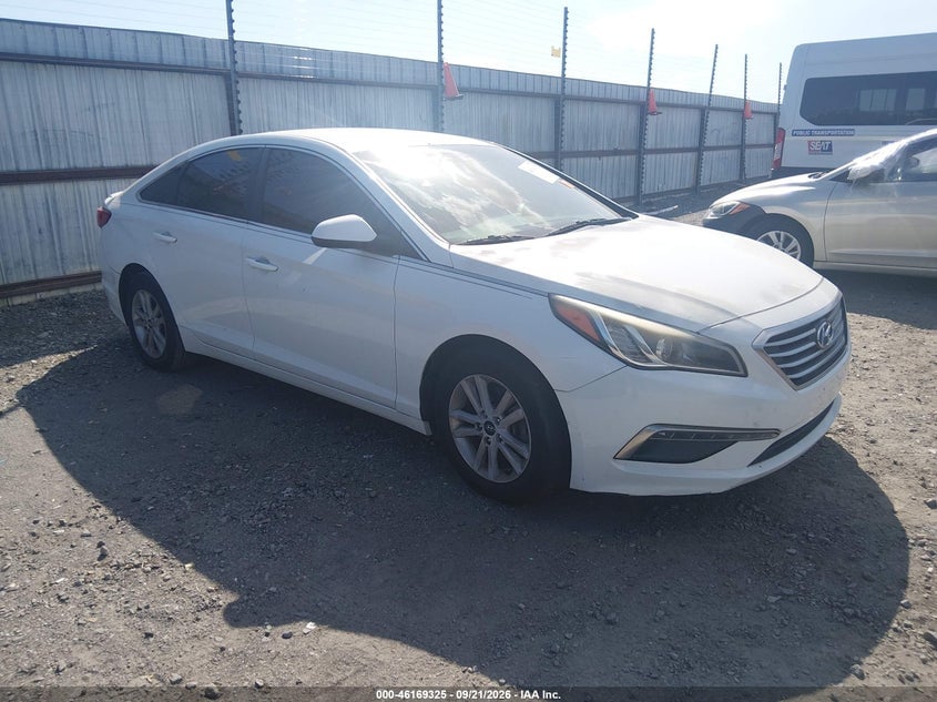 2015 HYUNDAI SONATA SE | 5NPE24AF9FH002125 | UPCARS