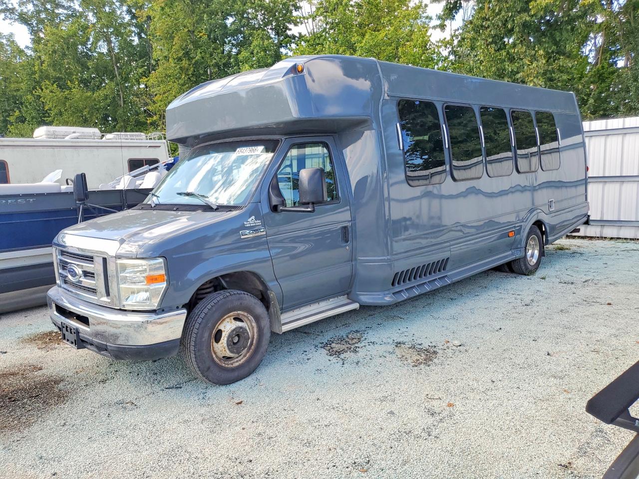 2008 FORD ECONOLIN E450 SUPER DUTY CUTAWAY VAN | 1FDXE45S38DB29531 | UPCARS