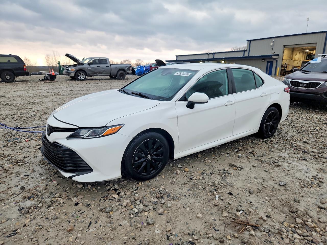 2019 TOYOTA CAMRY LE | 4T1B11HK3KU771271 | UPCARS