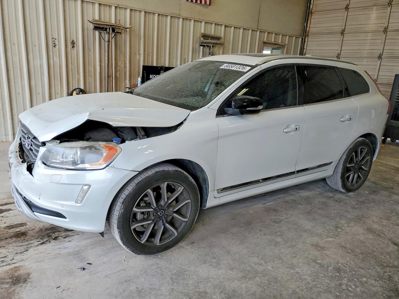 2017 VOLVO XC60 T6 DYNAMIC | YV449MRR2H2043283 | UPCARS