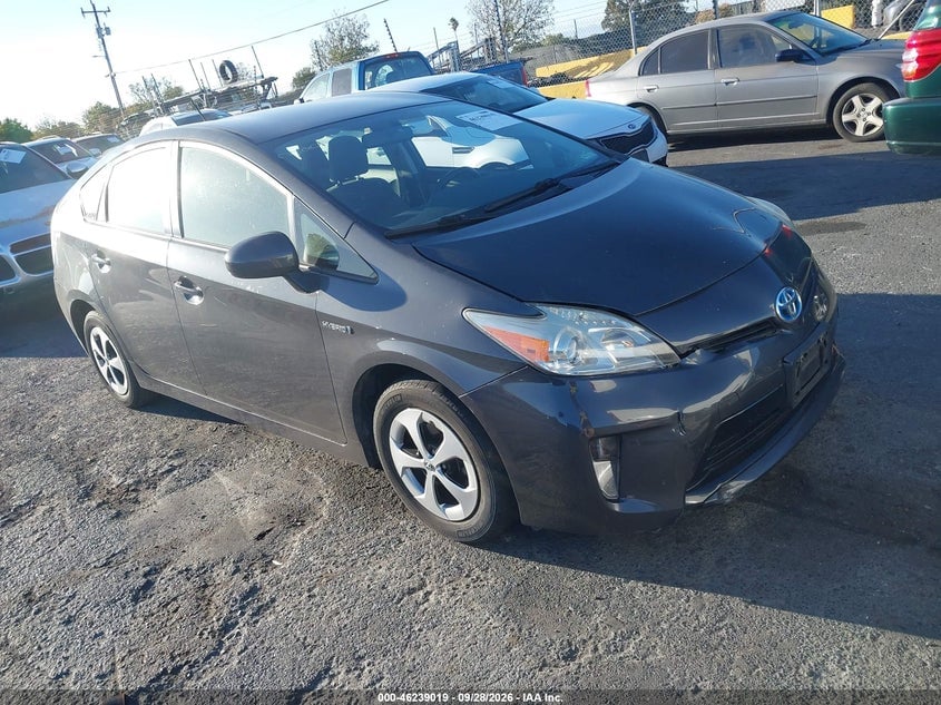 2014 TOYOTA PRIUS TWO | JTDKN3DUXE0389391 | UPCARS