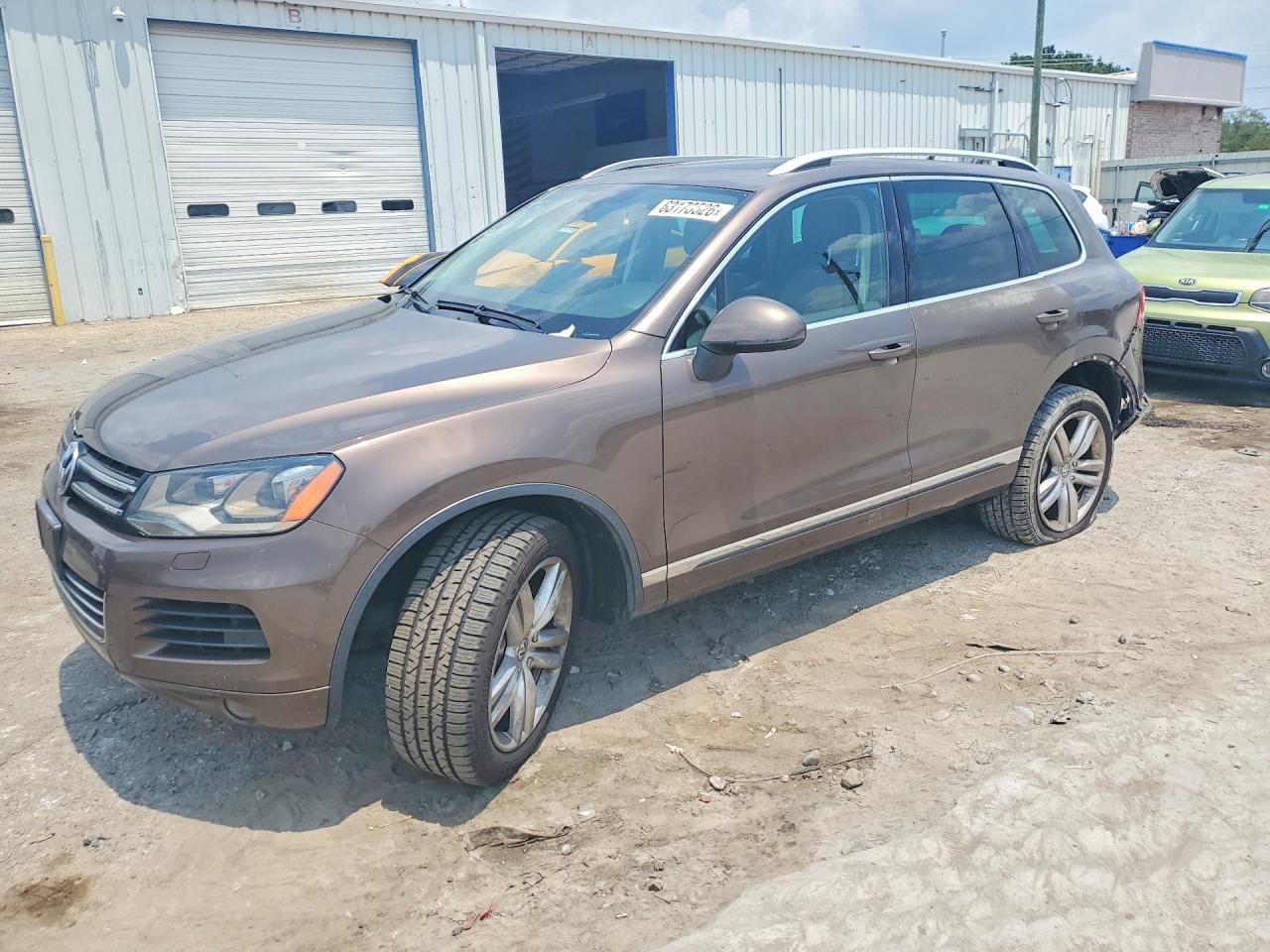 2011 VOLKSWAGEN TOUAREG V6 TDI | WVGFK9BP8BD004775 | UPCARS