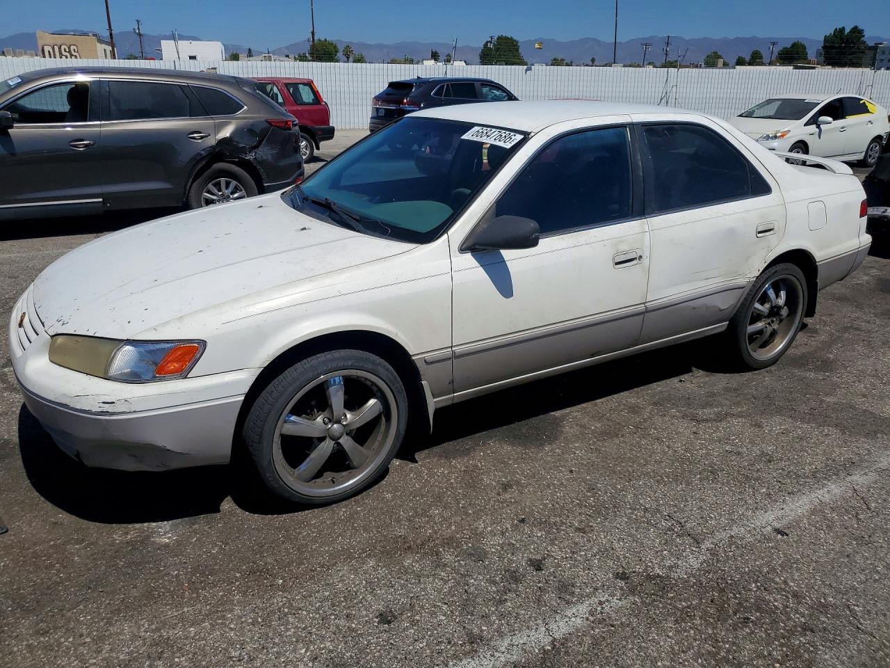 1998 TOYOTA CAMRY LE | 4T1BG22K4WU858762 | UPCARS